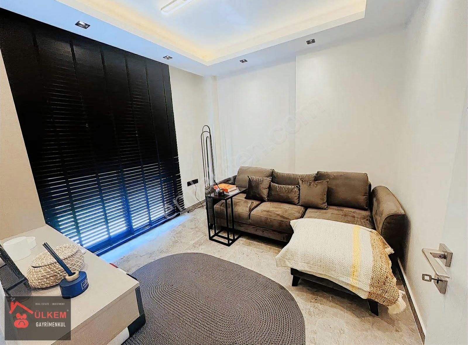 Deniz Manzaralı Doğa İle İçiçe 5+2 Müstakil Havuzlu Lüks Villa - Görsel 5