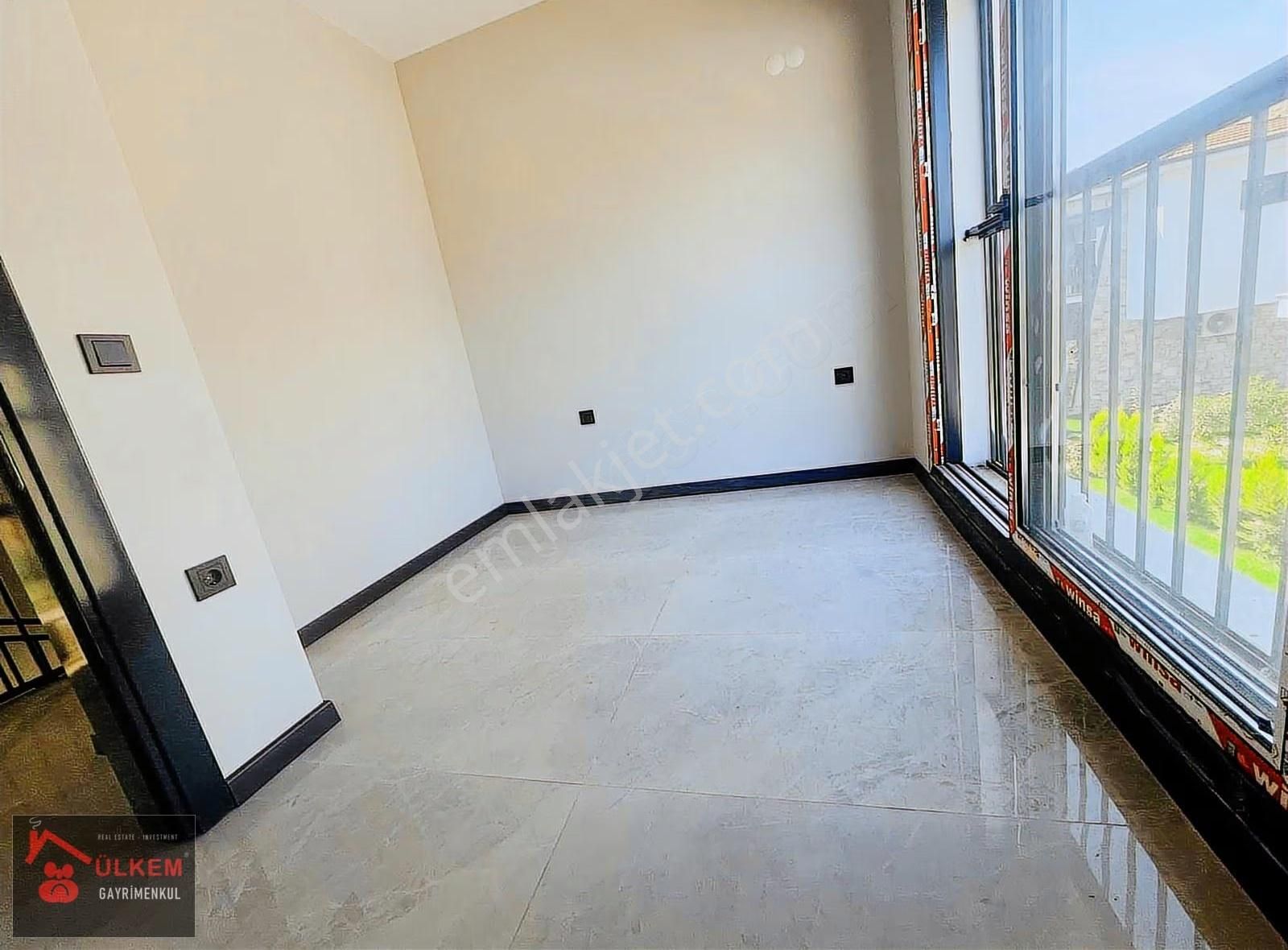 Kuşadası Özel Havuz Otopark Farklı Mimari 3+1 Mstkl Lüks Villa - Görsel 29