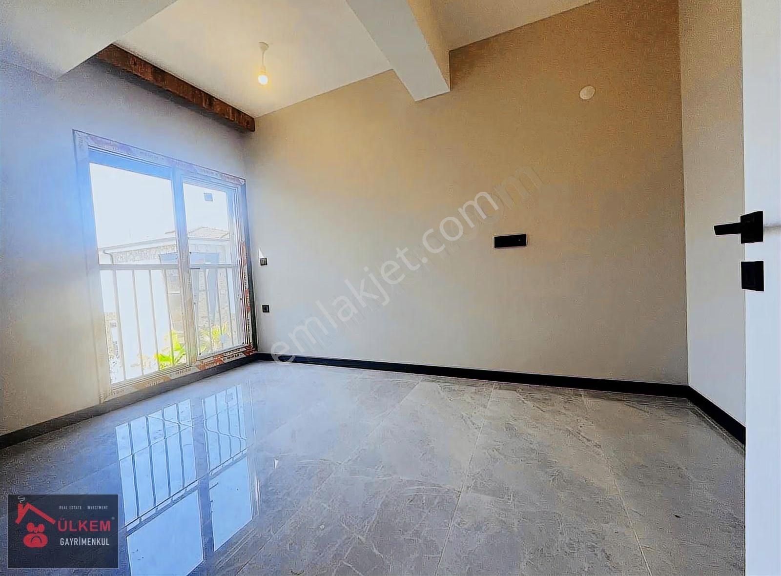 Kuşadası Özel Havuz Otopark Farklı Mimari 3+1 Mstkl Lüks Villa - Görsel 25