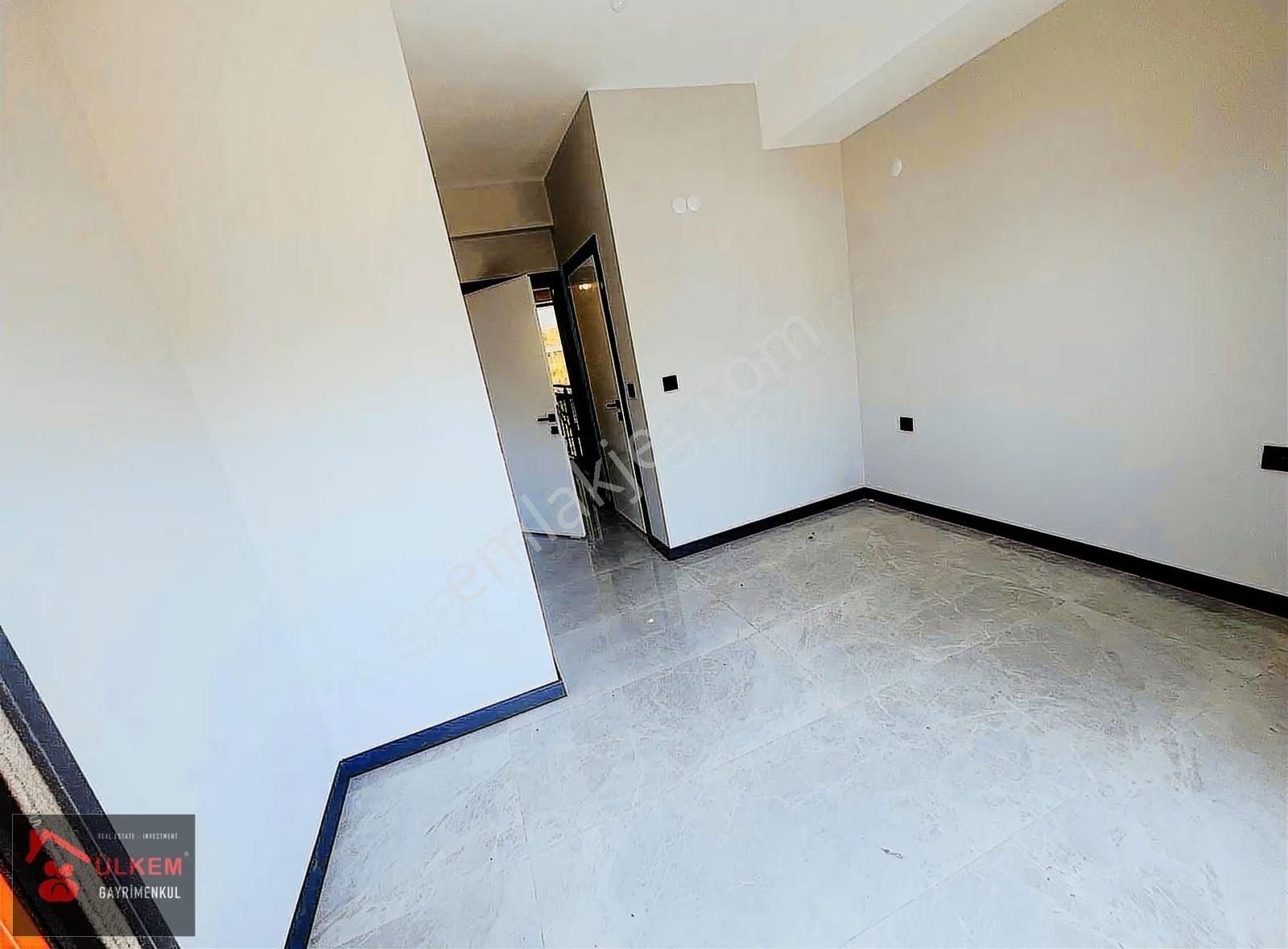 Kuşadası Özel Havuz Otopark Farklı Mimari 3+1 Mstkl Lüks Villa - Görsel 9