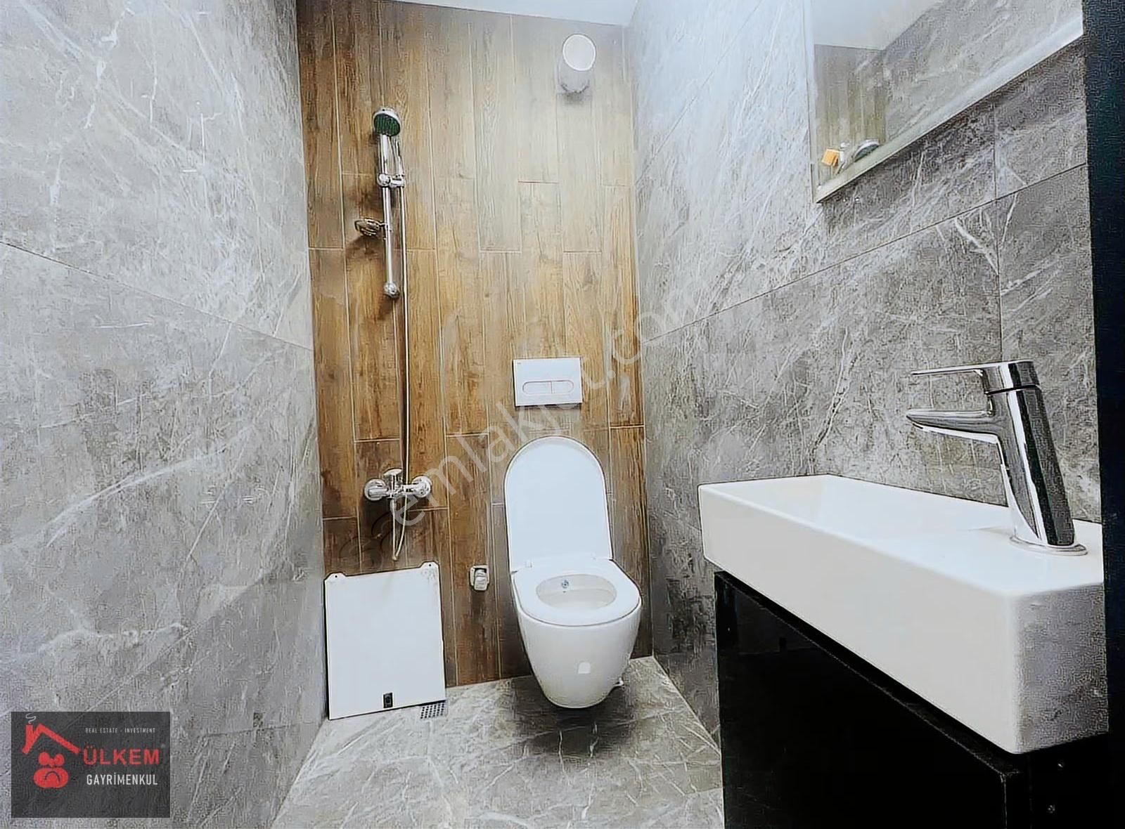 Kuşadası Özel Havuz Otopark Farklı Mimari 3+1 Mstkl Lüks Villa - Görsel 28