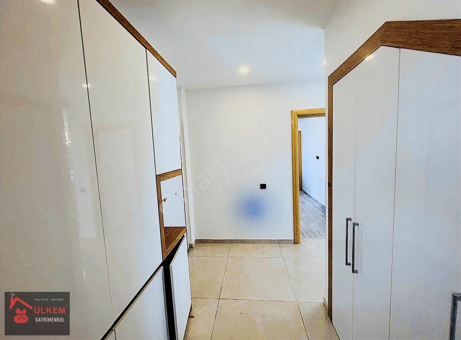 Avm Bölgesi 4+1 Müstakil Geniş Bahçeli Havuzlu Dğl Gazlı Villa - Görsel 17