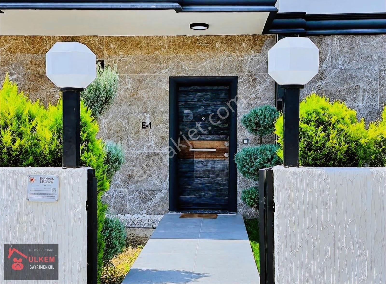 Denize Yakın Doğa İçi Müstakil Bahçeli Havuzlu 3+1 Lüks Villa - Görsel 25