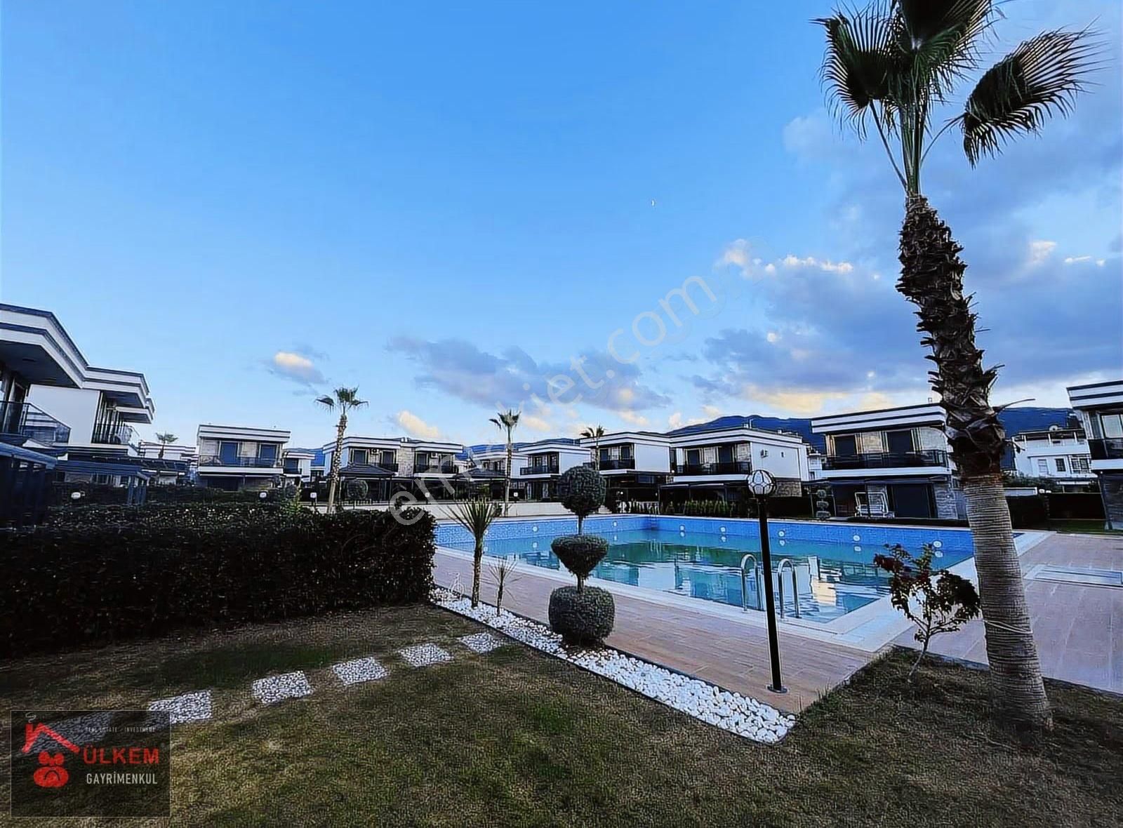 Denize Yakın Doğa İçi Müstakil Bahçeli Havuzlu 3+1 Lüks Villa - Görsel 24