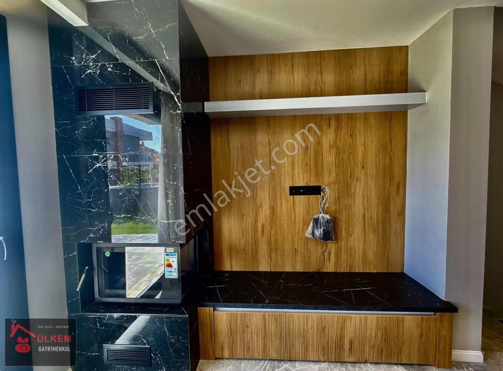 Kuşadası Avm Yakın 6+1 Hamam Suna Özel Havuzlu Doğalgazlı Villa - Görsel 11