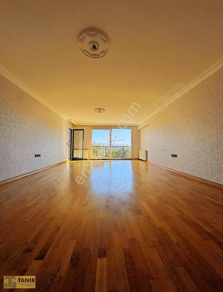 Bahçeşehir Gölet Manzaralı 207 M2 Kiralık 3+1 Daire- Boş - Görsel 14