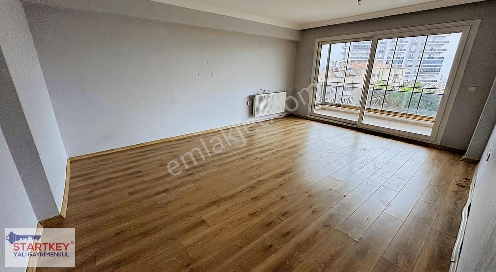 Menemen'de Havuzlu Site İçinde Satılık 3+1 Geniş Satılık Daire - Görsel 14
