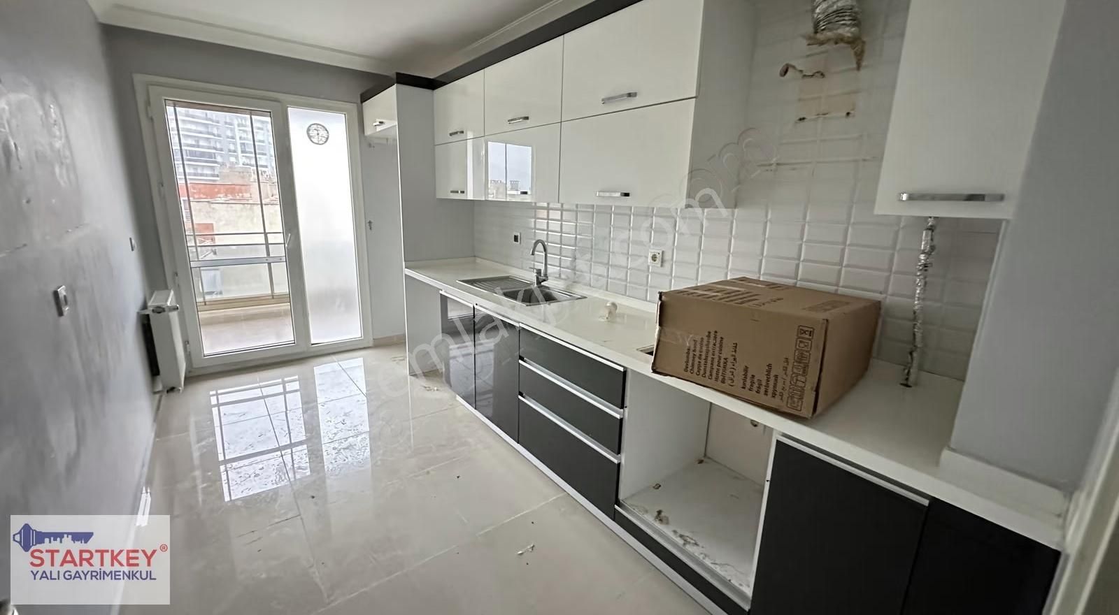 Menemen'de Havuzlu Site İçinde Satılık 3+1 Geniş Satılık Daire - Görsel 21
