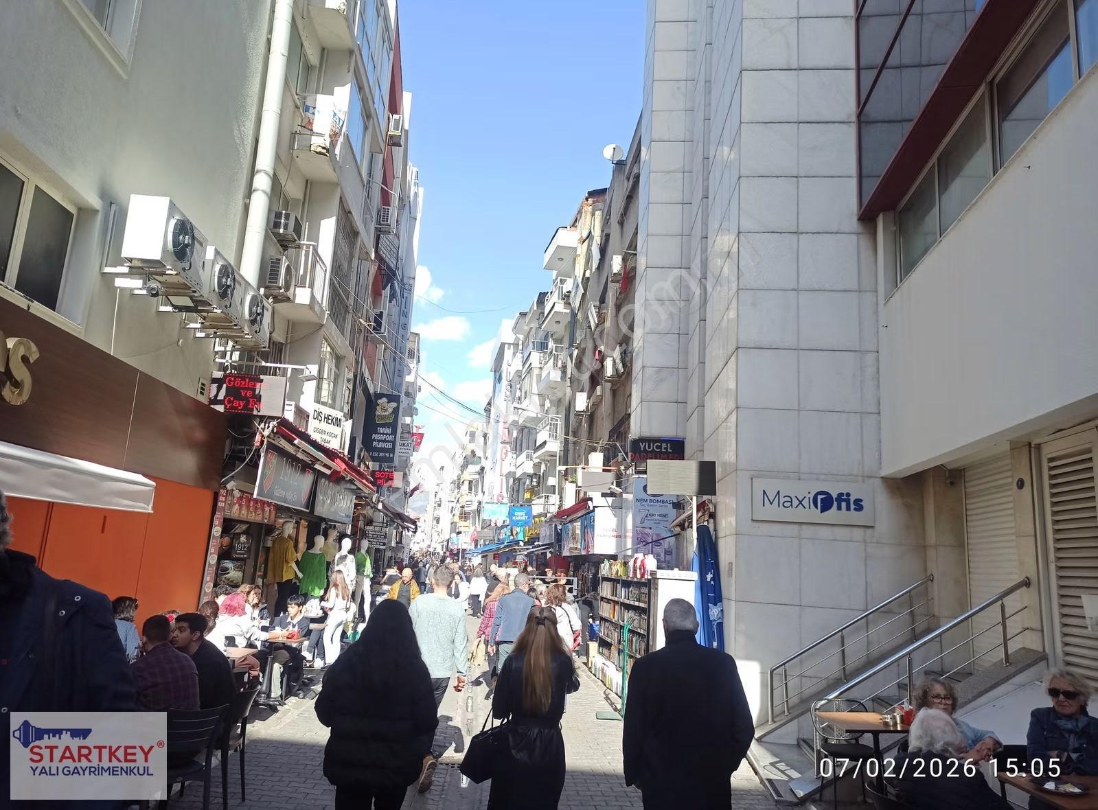 Karşıyaka Çarşı Eshot Sokağında Pasaj İçi Satılık Dükkan - Görsel 6