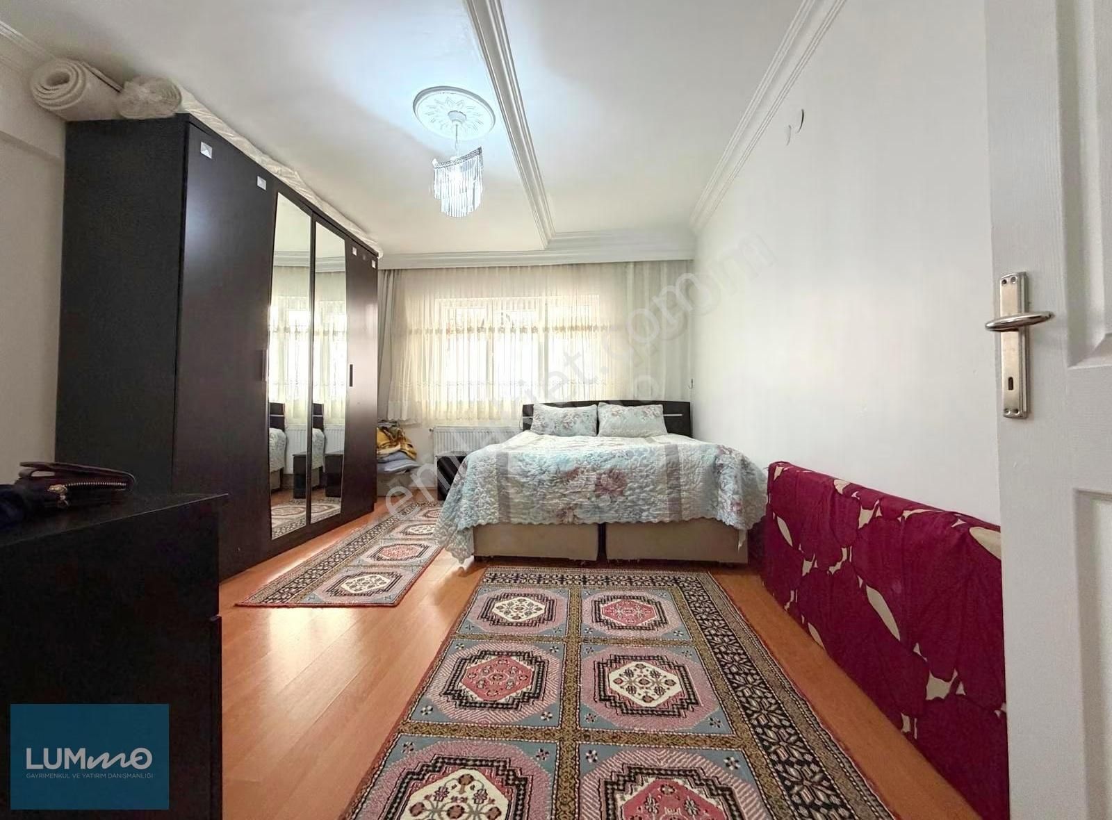 Atapark Cadde Yakını Kat Konumla Altında Daire Var Balkonlu 2+1 - Görsel 6