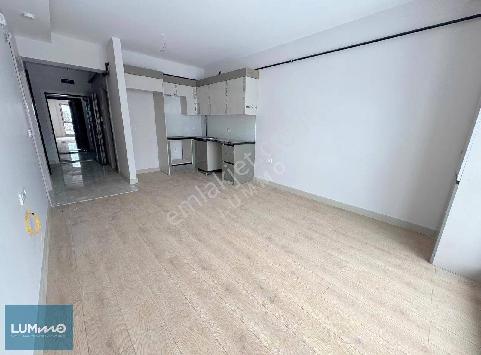 Lummo'dan Taşpınarda İncek Vista Yakını Full Yapılı 45m2 1+1