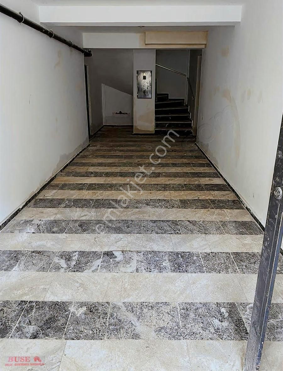 Şirintepe Mahallesi İsmet İnönü Caddesi Yakını 2+0 Satılık Daire - Görsel 13