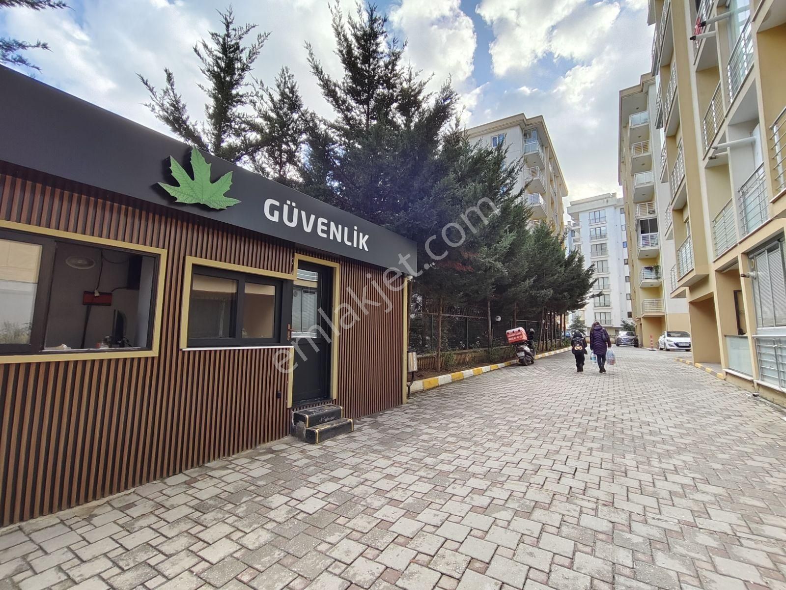 Çekmeköy Sultançiftliği Çınar Evleri 3+1 Satılık Daire - Görsel 2