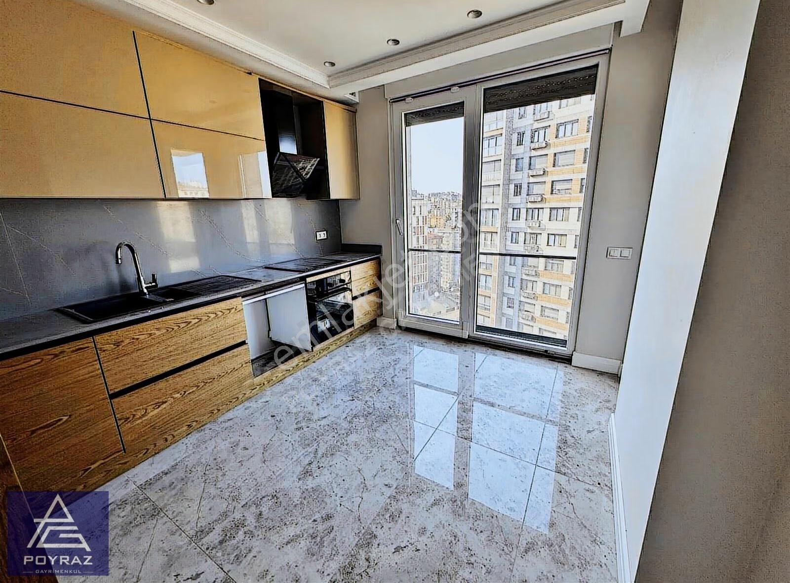 Poyraz'dan Suadiye'de Sıfır Binada Teraslı 165 M2 Net Satılık - Görsel 26