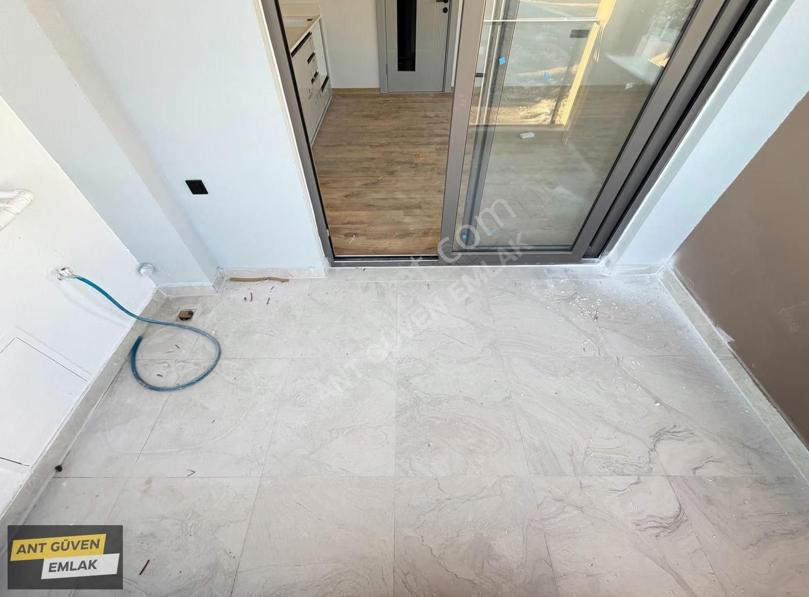 Belediye Yakını 1+1 Doğalgazlı Yerden Isıtmalı Kiralık Daire - Görsel 4