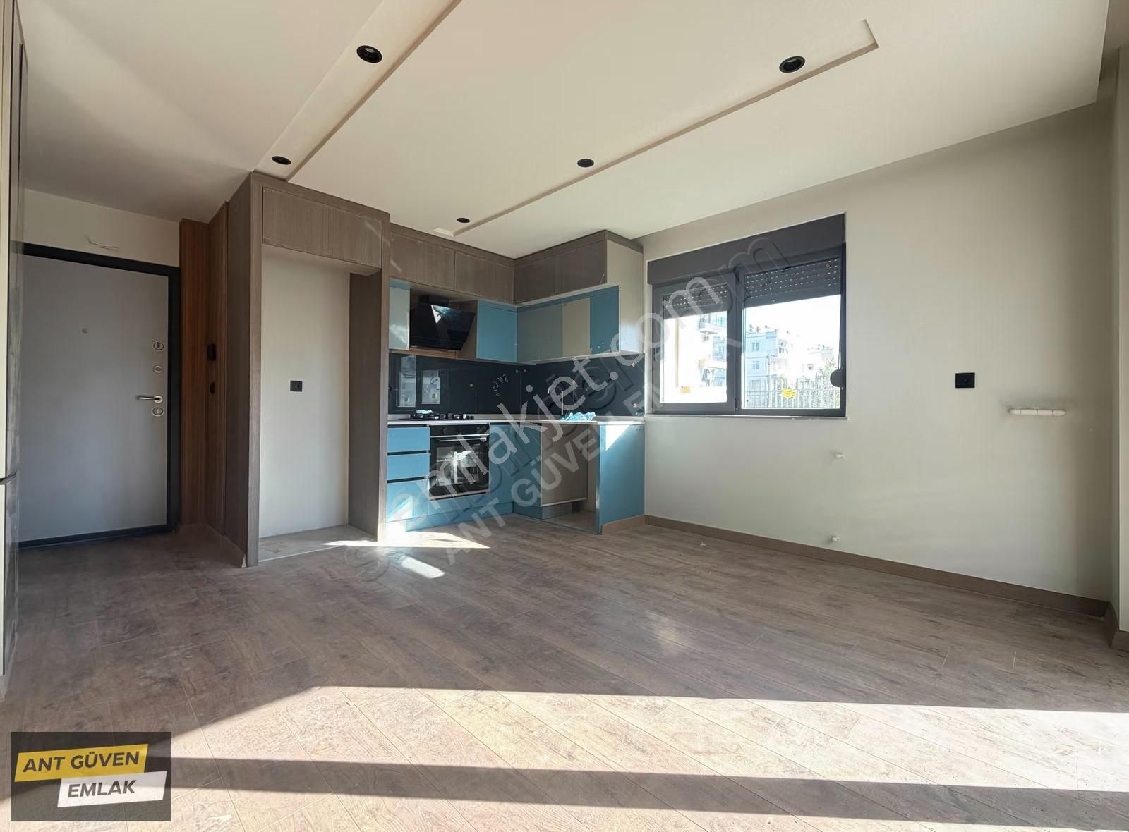 Tramvay Yakını Havuzlu Lüx Sitede Cam Balkonlu 2+1 Yüksek Giriş - Görsel 27