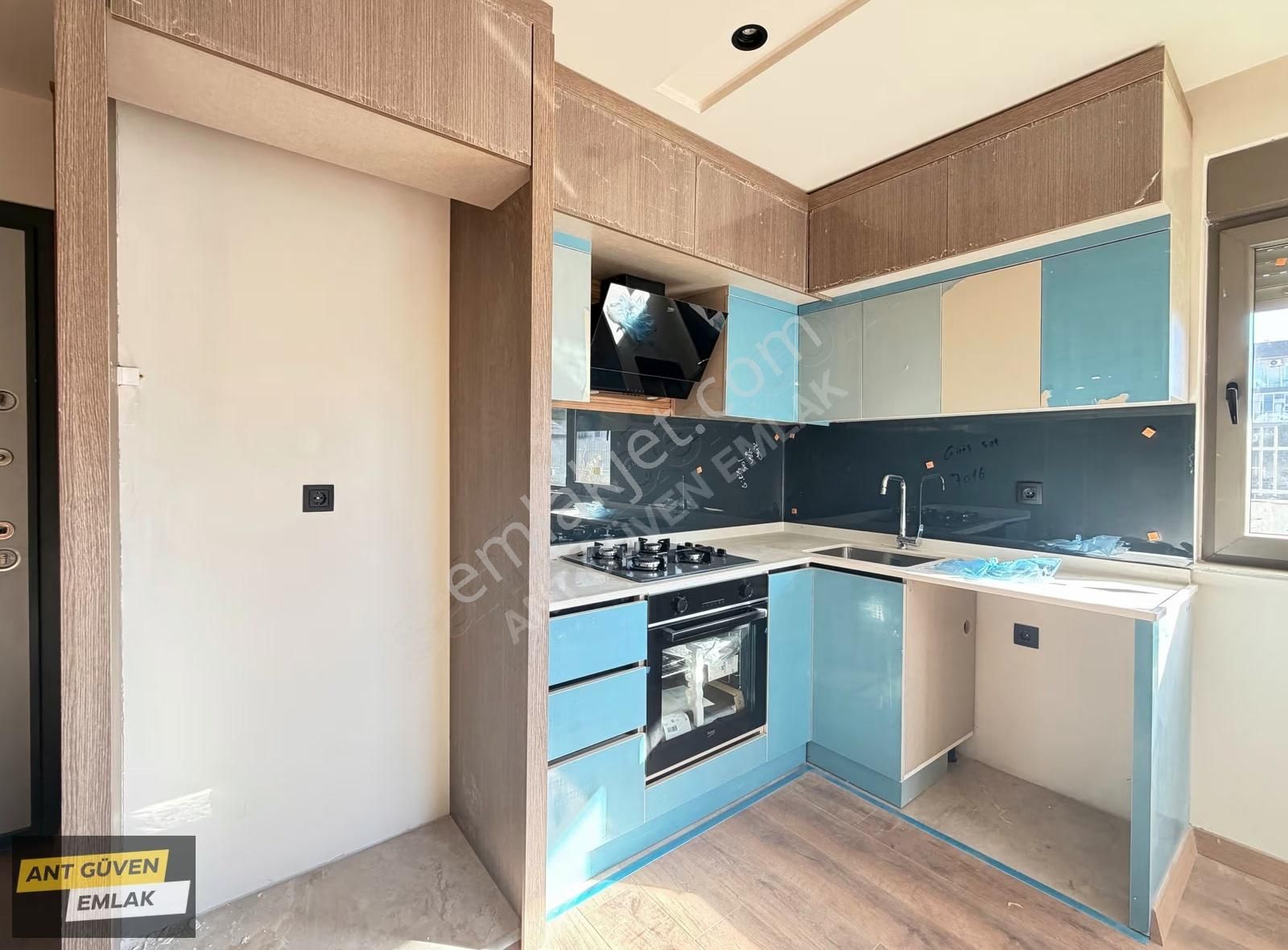 Tramvay Yakını Havuzlu Lüx Sitede Cam Balkonlu 2+1 Yüksek Giriş - Görsel 5