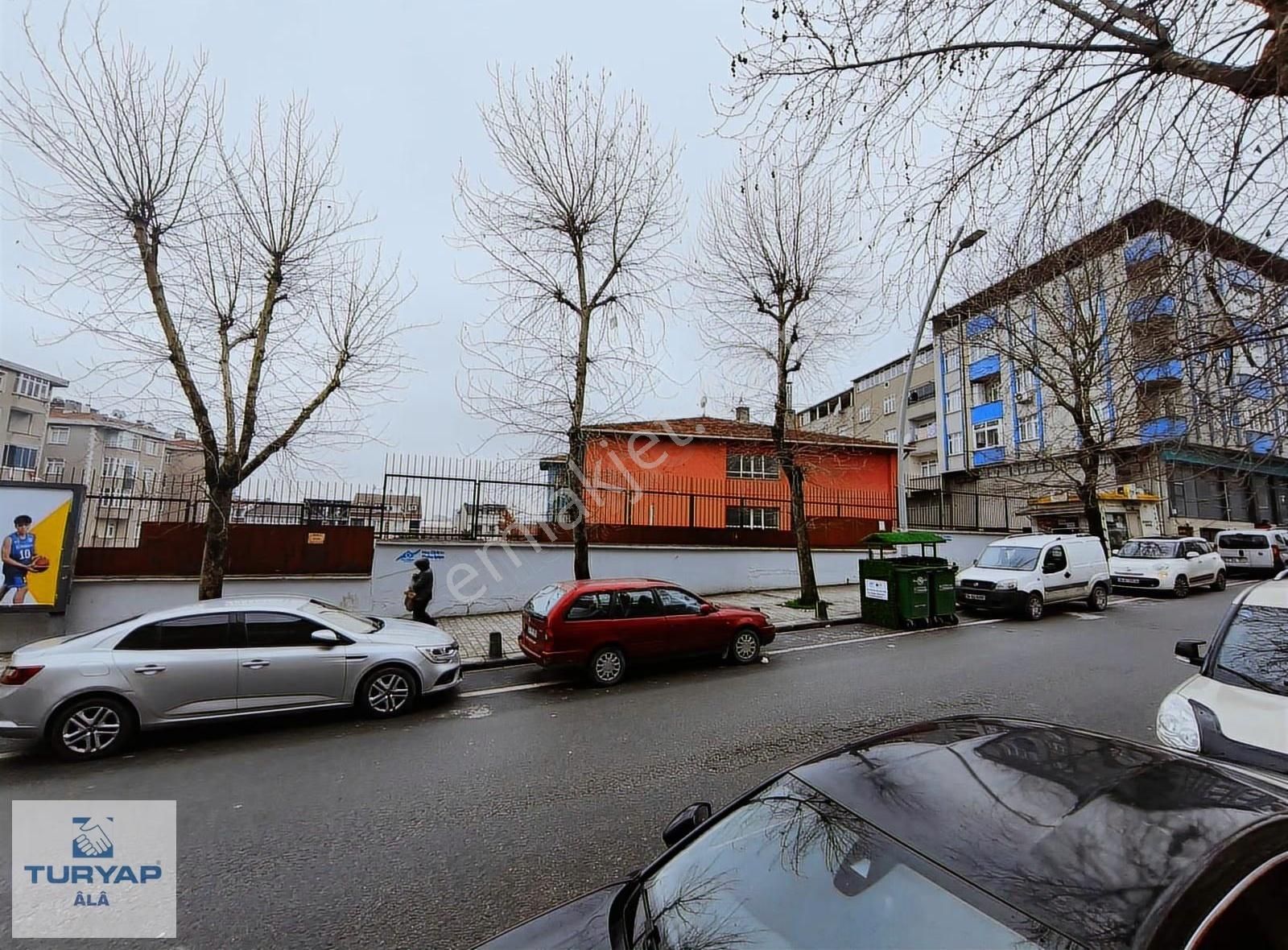 Turyap Enes Akaydan Şht Eyüp Gönen Caddesinde Kiralık Dükkan - Görsel 18