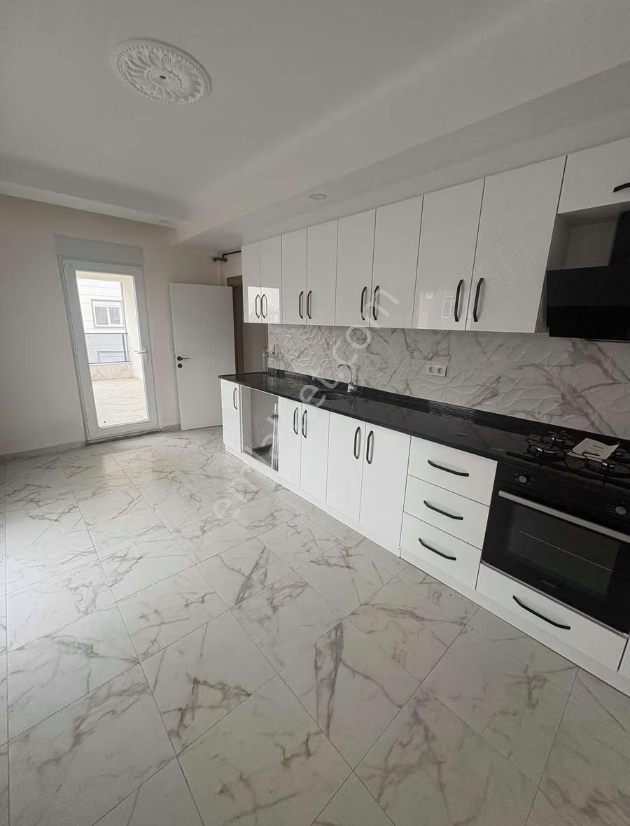Serik Kökez'de 3+1 Doğalgazlı Asansörlü Kiralık Daire - Görsel 3