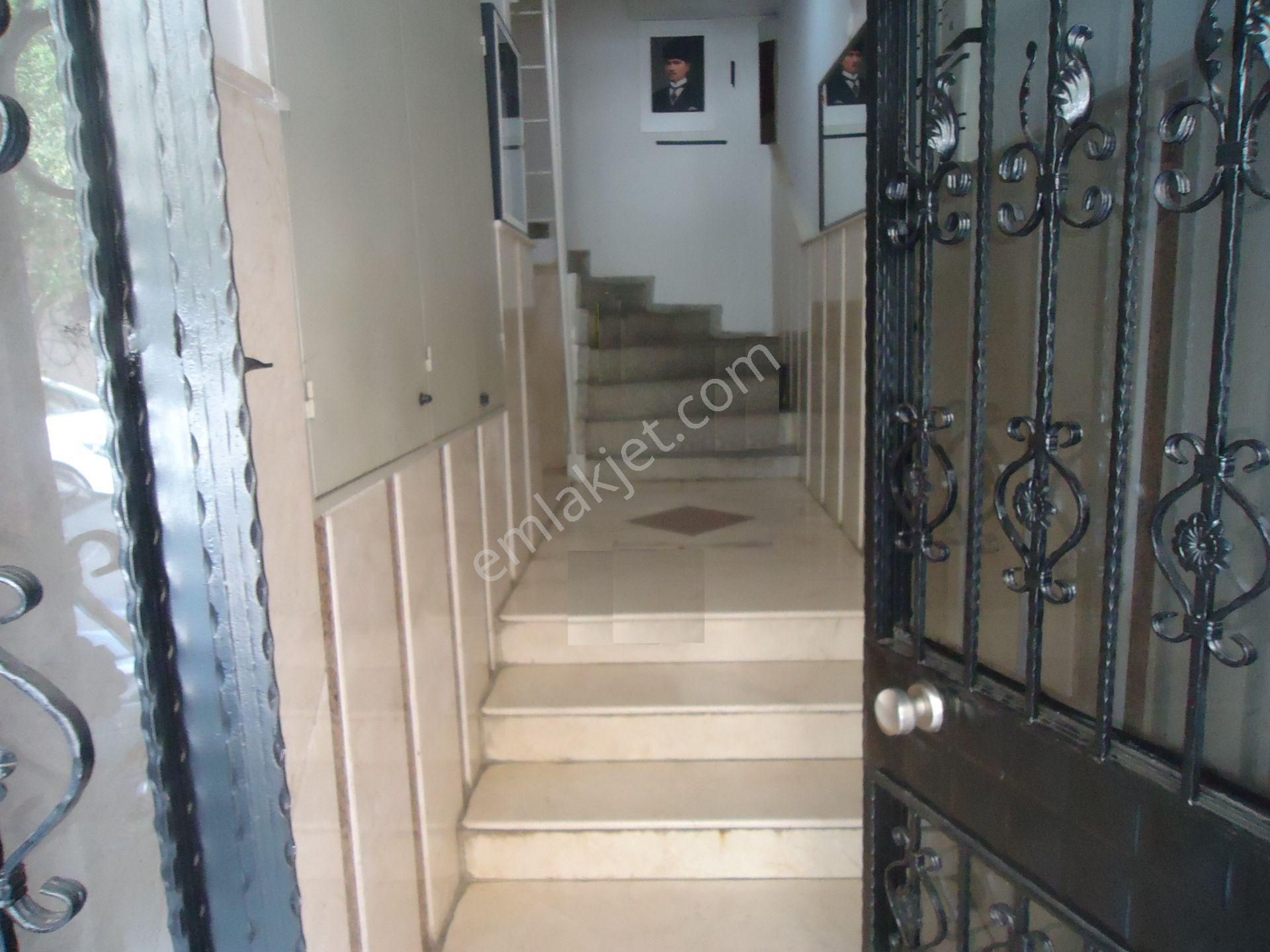 Star Emlakta G.yalı Adnan Saygun San.mer.yakınında Merkezi Yerde 2+1 80m2 K/1 Cok Acıl - Görsel 14