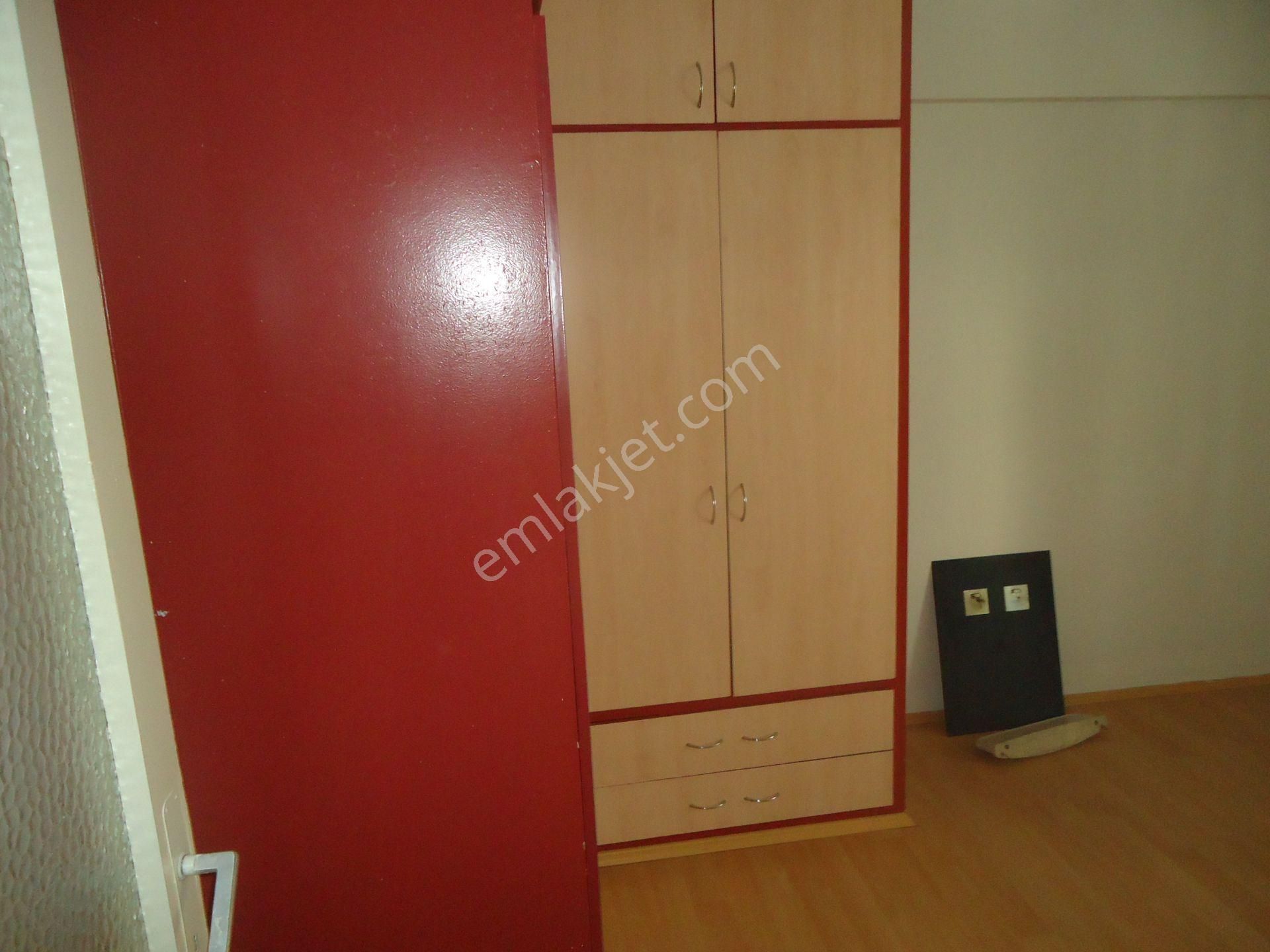 Star Emlakta G.yalı Adnan Saygun San.mer.yakınında Merkezi Yerde 2+1 80m2 K/1 Cok Acıl - Görsel 9