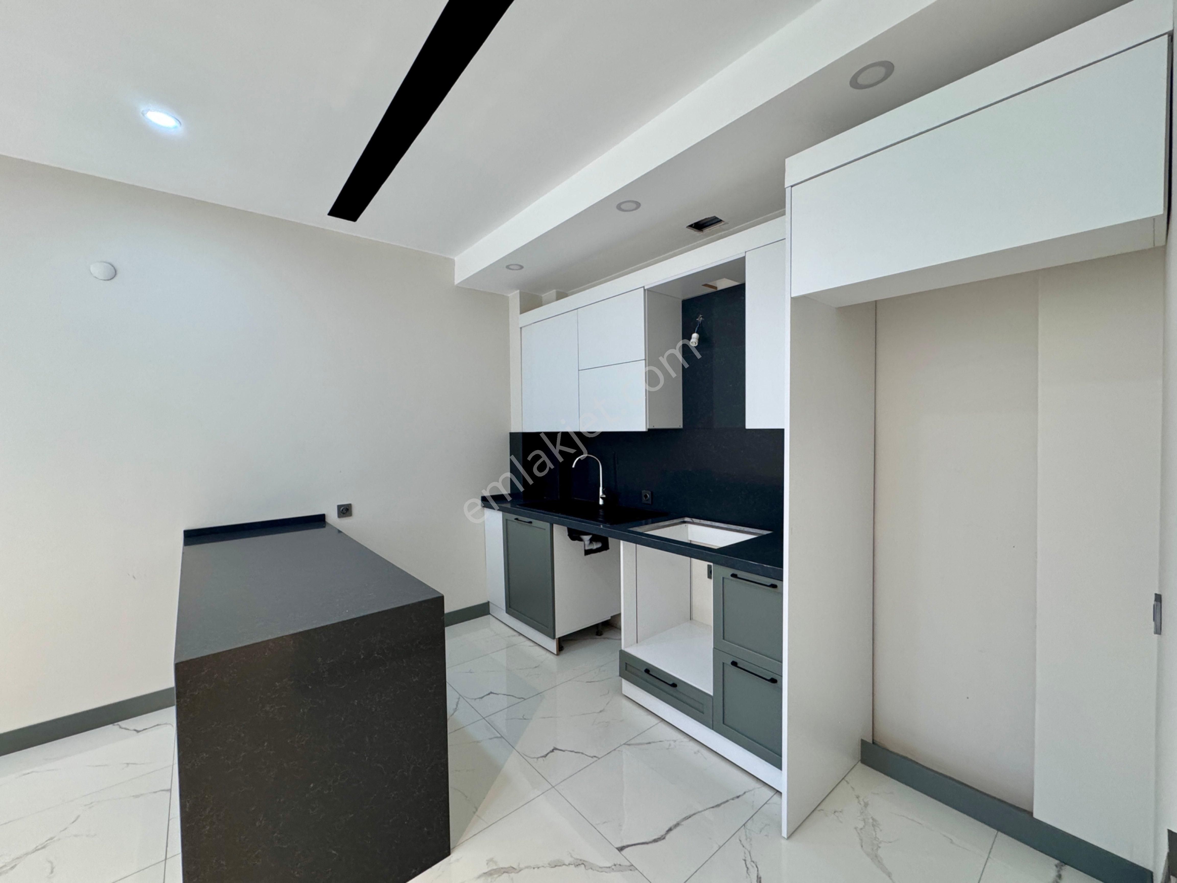 Kuşadası Mat Suit’te Güvenlikli Havuzlu Bahçe Katı 2+1 - Görsel 7