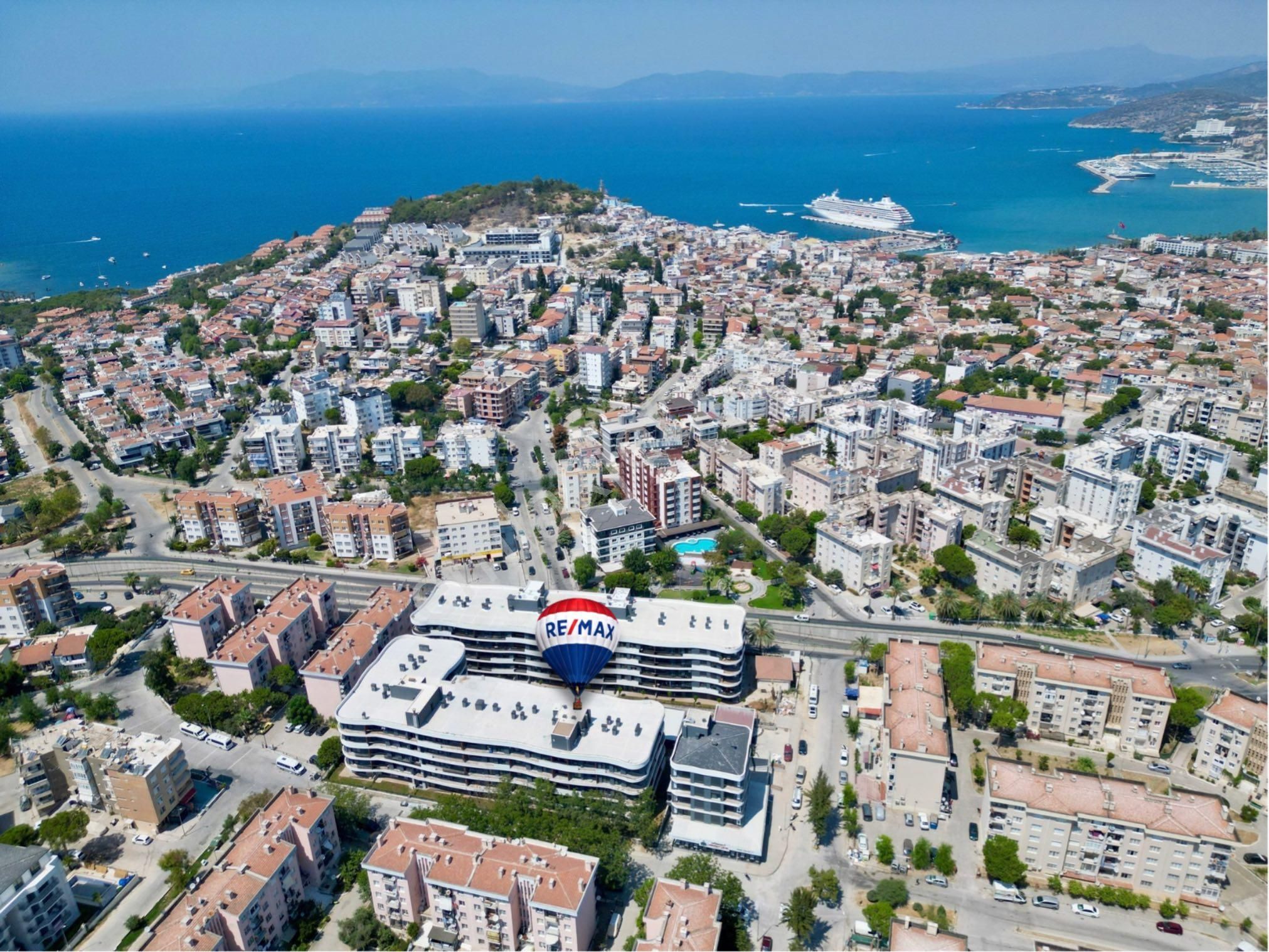 Kuşadası Mat Suit’te Güvenlikli Havuzlu Bahçe Katı 2+1 - Görsel 3