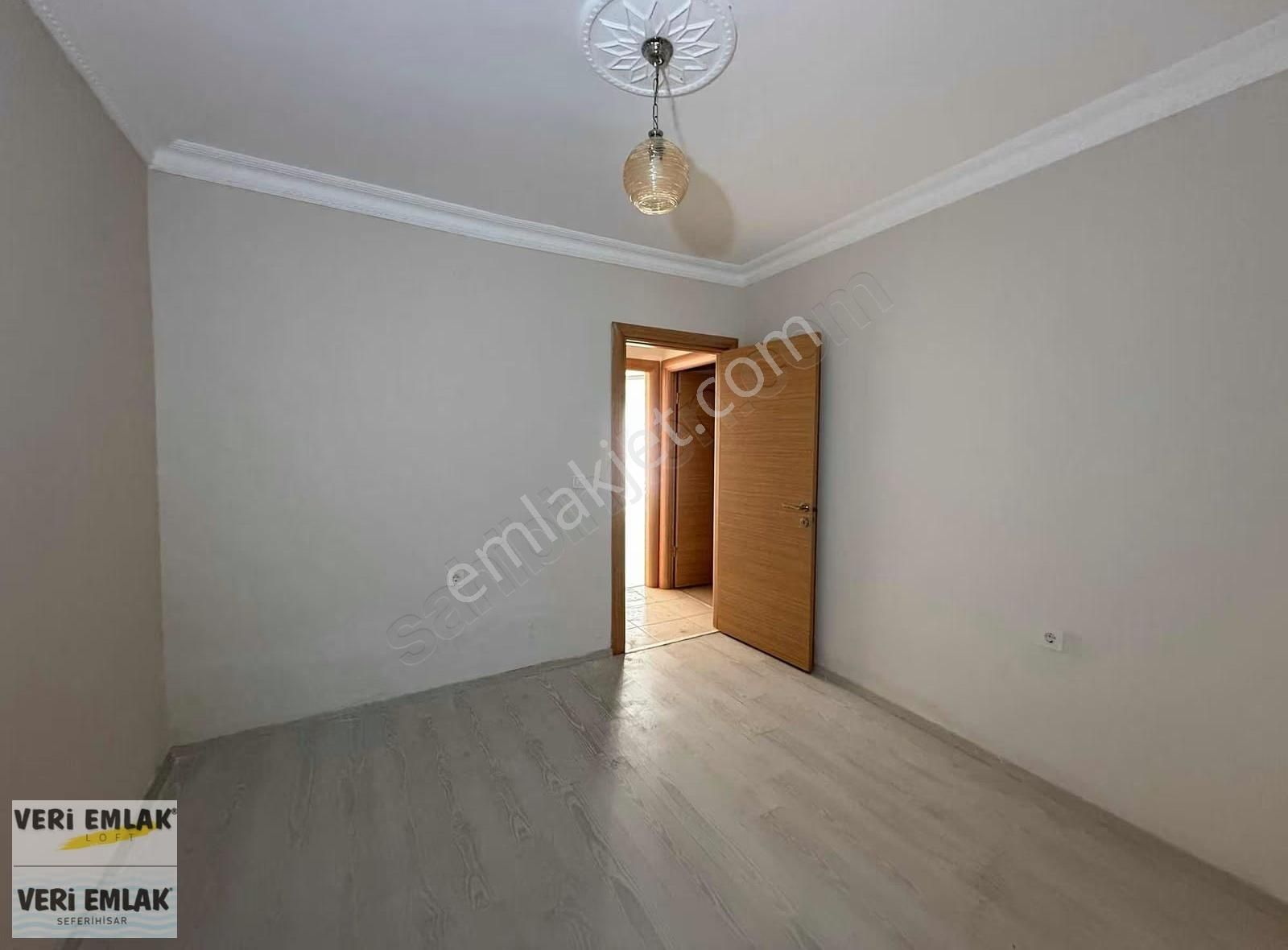 Seferihisar Hıdırlık'ta K.mutfak Doğalgazlı Kiralık 3+1 Daire - Görsel 14