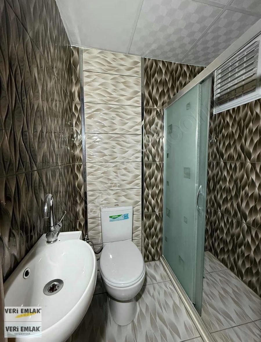 Seferihisar Hıdırlık'ta K.mutfak Doğalgazlı Kiralık 3+1 Daire - Görsel 12