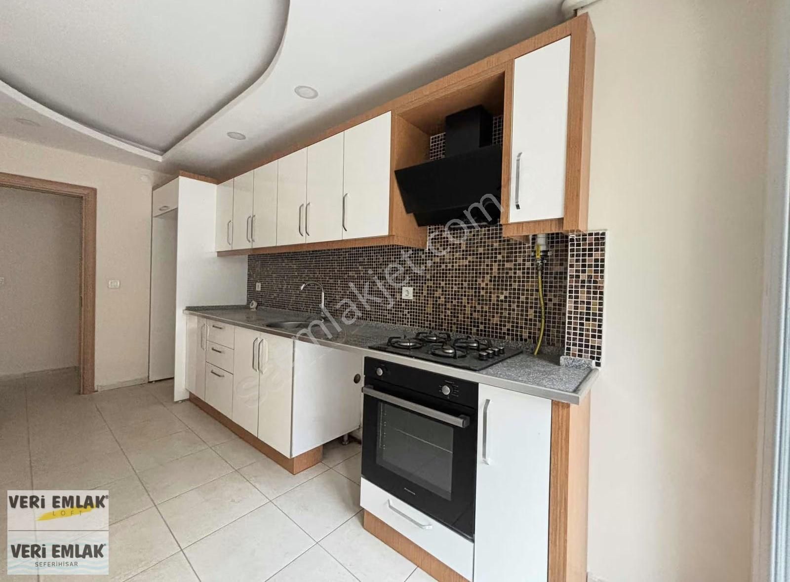 Seferihisar Hıdırlık'ta K.mutfak Doğalgazlı Kiralık 3+1 Daire - Görsel 9