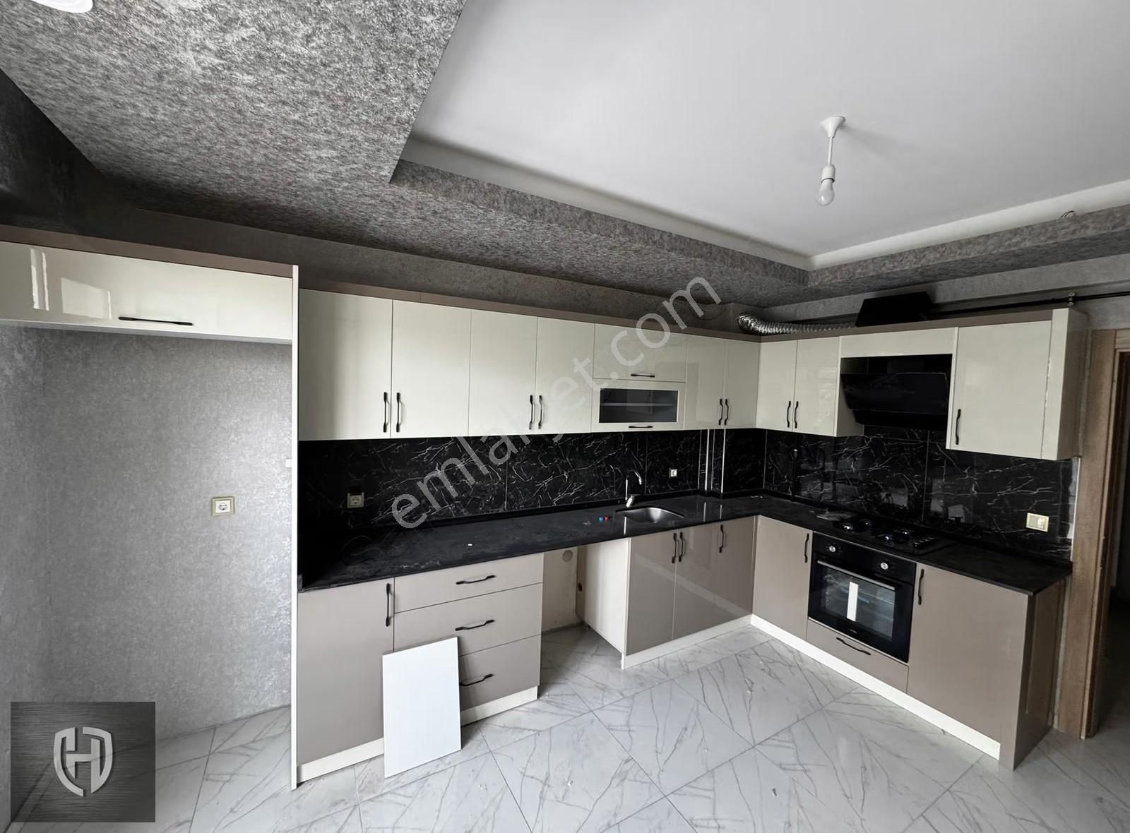 Meram Alavardı Mahallesinde Sıfır 4,5+1 Daire - Görsel 8