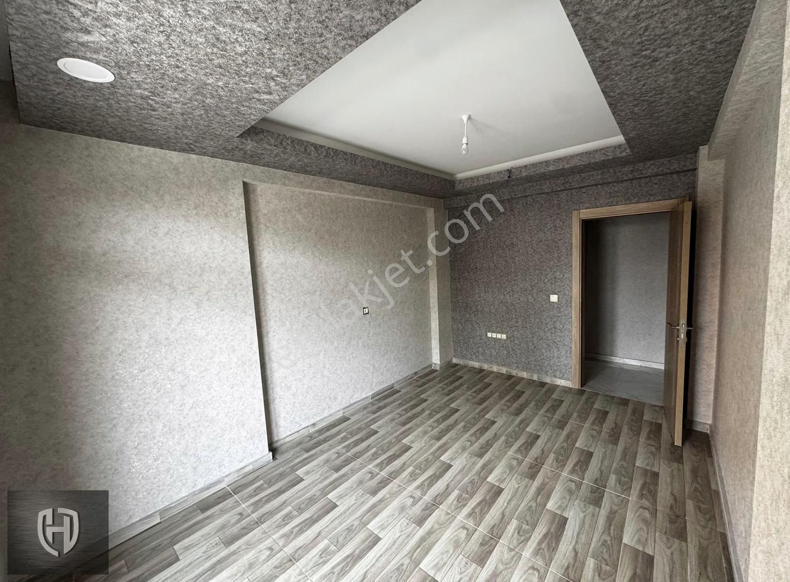 Meram Alavardı Mahallesinde Sıfır 4,5+1 Daire - Görsel 19