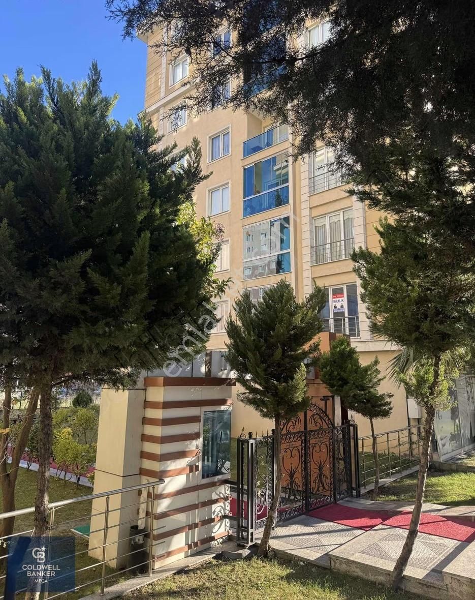 Beylikdüzü Park Gerdanya Sitesinde İçi Yenilenmiş Kıralık Daıre - Görsel 12
