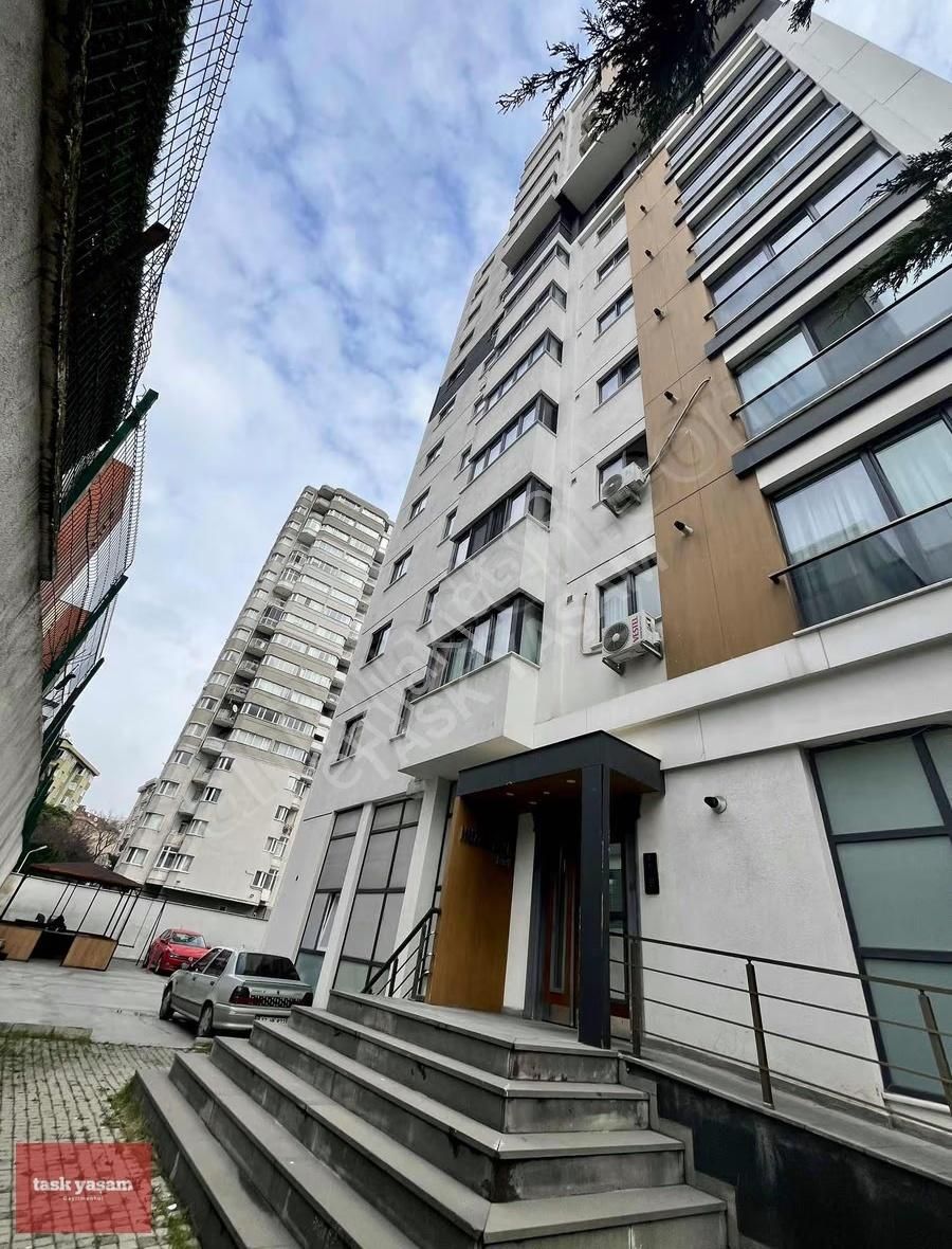 İçerenköyün Nezih Lokasyonunda Ferah 3+1 Otoparklı Daire - Görsel 25