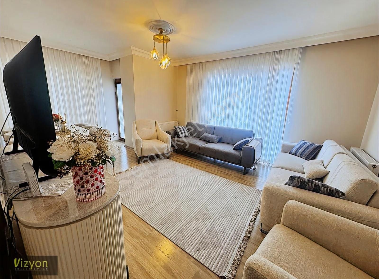 Çekmeköy Taşdelende Satılık Site İçerisi Arakat 2+1 Daire - Görsel 32