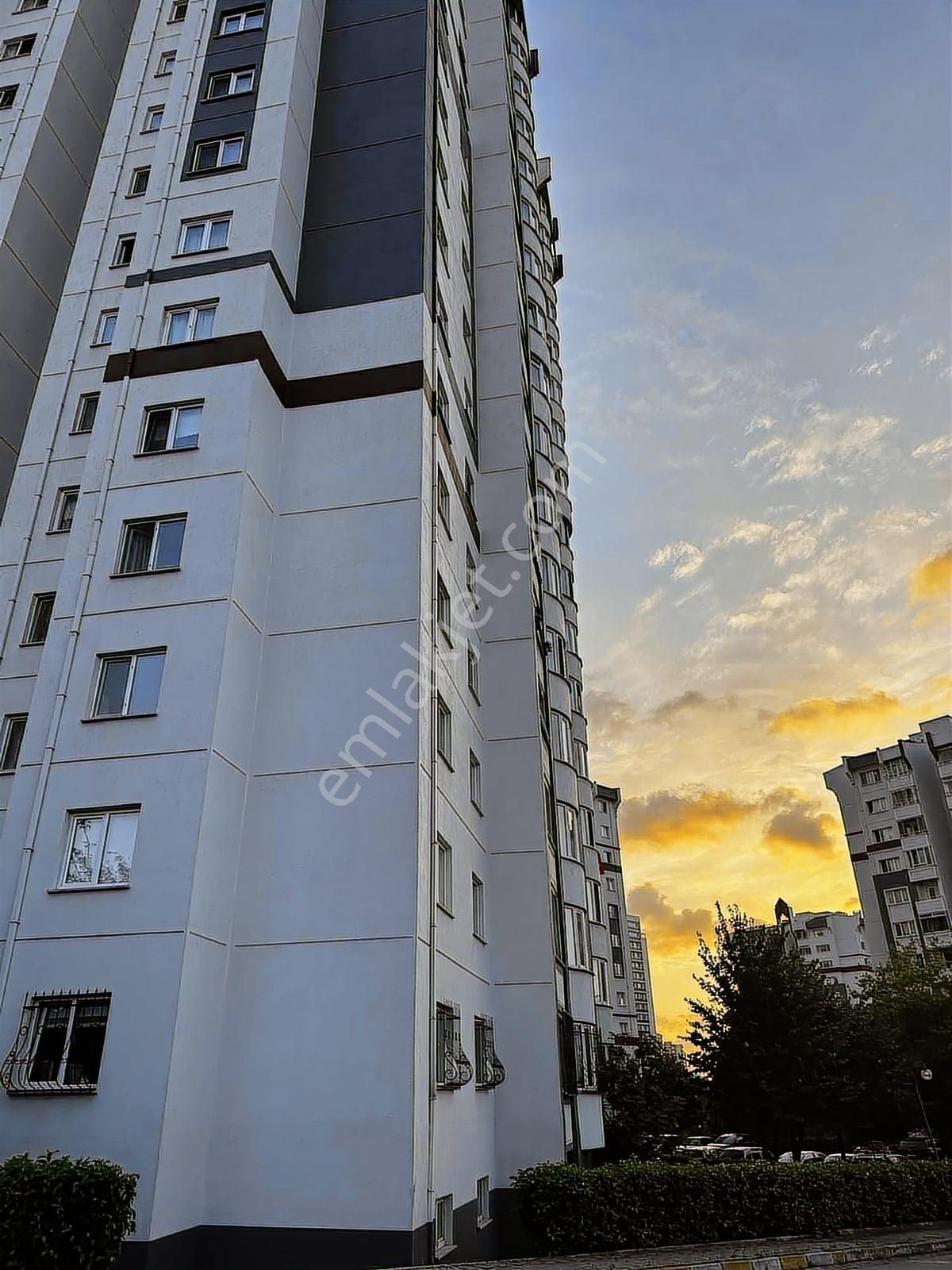 Orkide 2 Sitenin En Lüks 4+1 İ