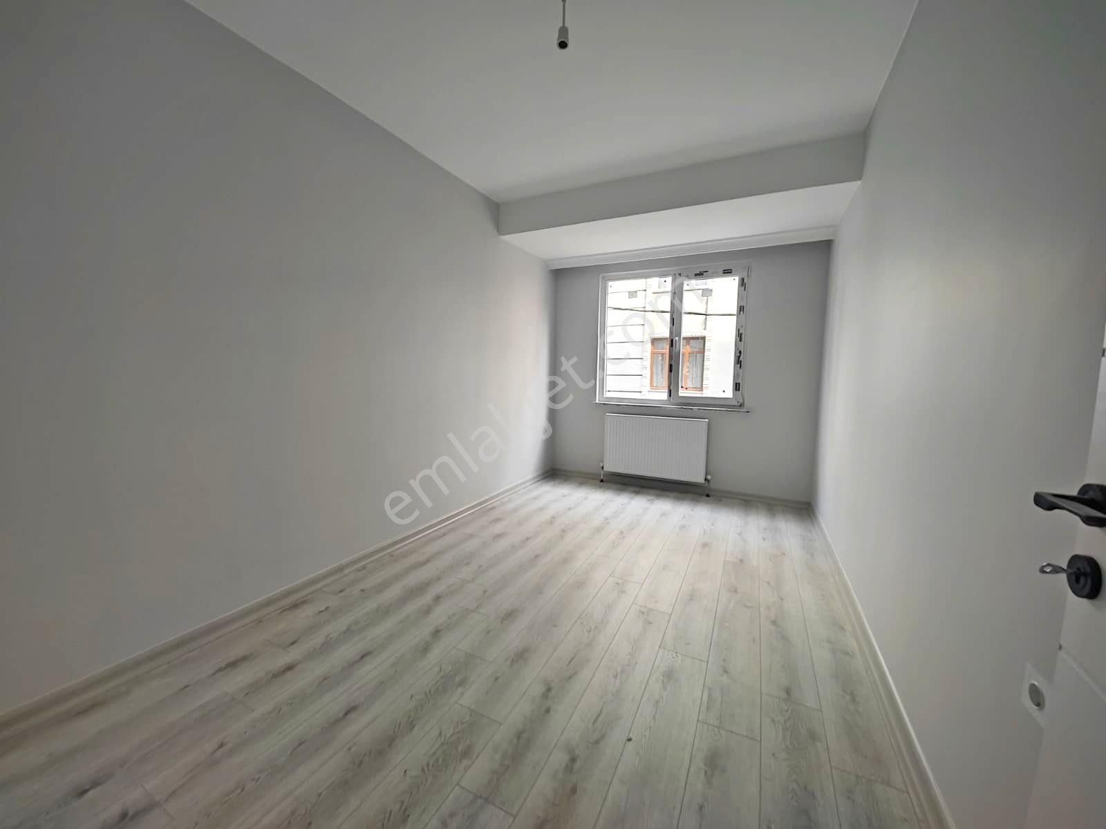 Yenibosna İtfaiye Yakını Tapu Masrafsız Lüx 90 M2 Sıfır Arakat Geniş Daire - Görsel 5