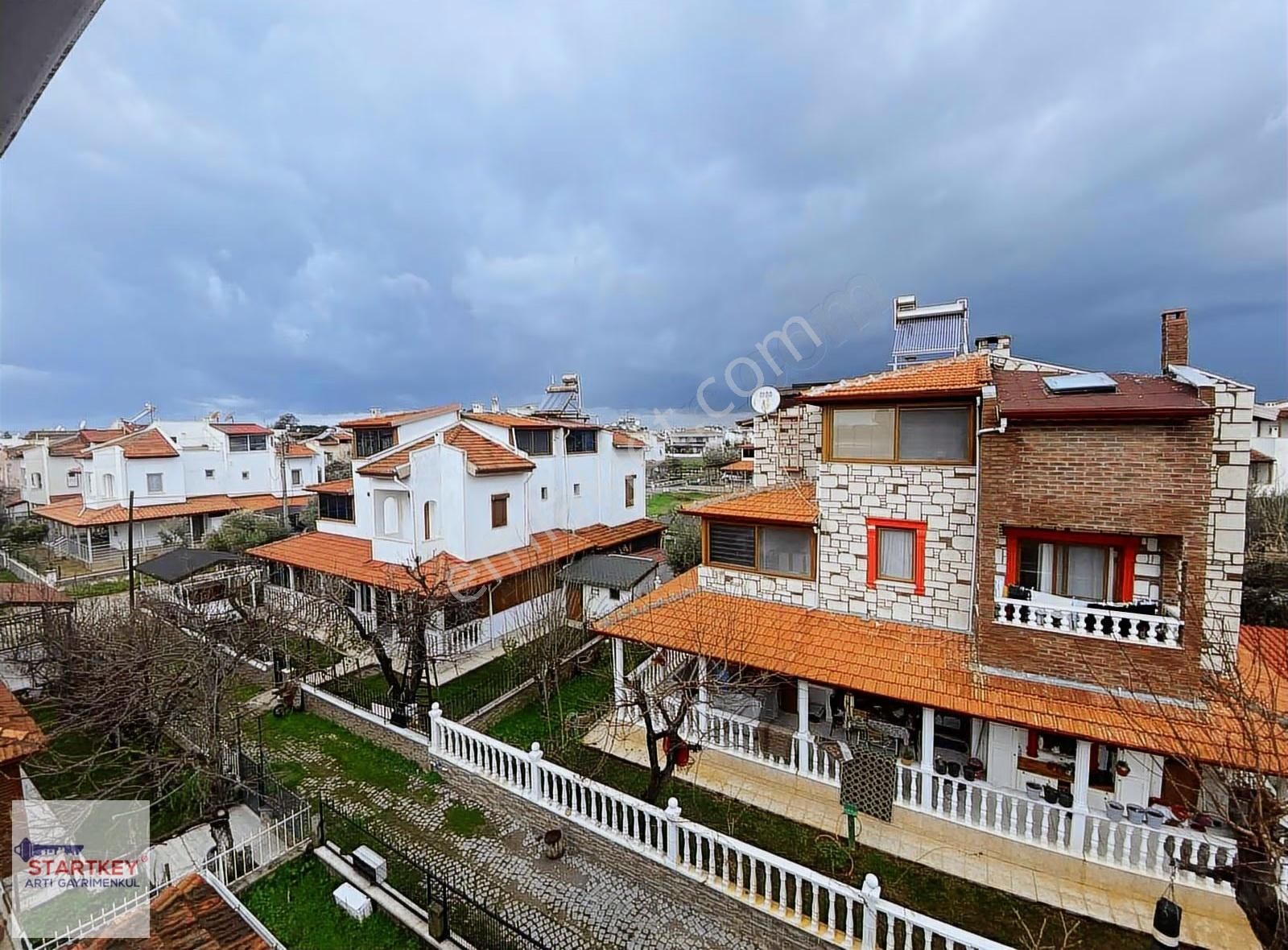 İzmir Dikili Mutlu Tatil Sitesinde 4+1 Satılık Villa - Görsel 6