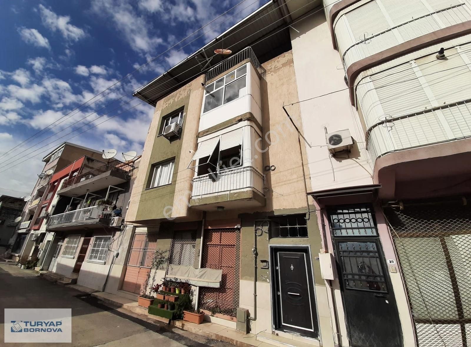 Turyap'dan Postacılar'da Kiralık Daire 3+1 Kapalı Mutfak