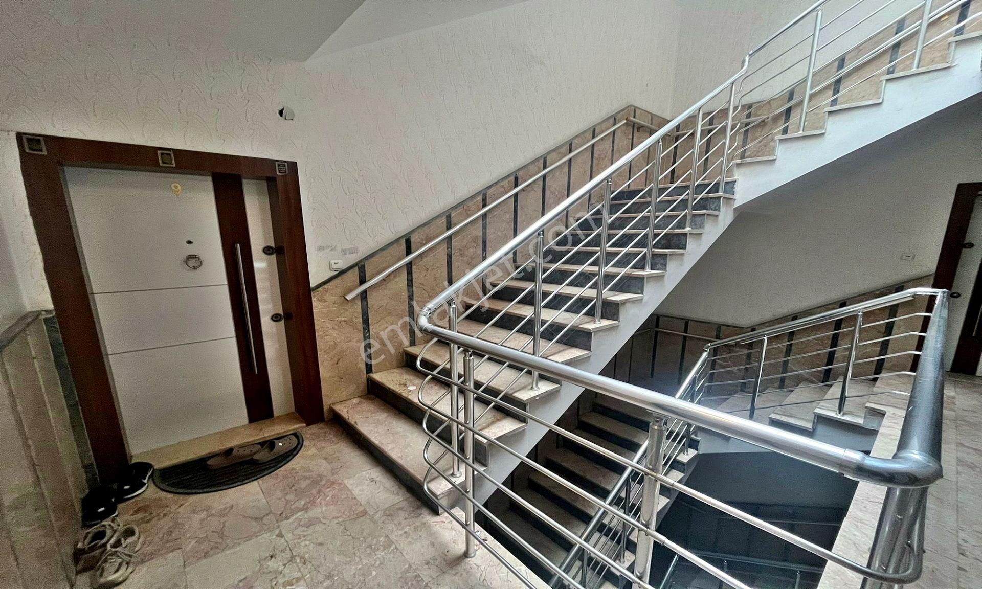 Mevlana Kültür Merkezi Yanı Katta Köşe Başı Full Yapılı 3+1 ! - Görsel 22