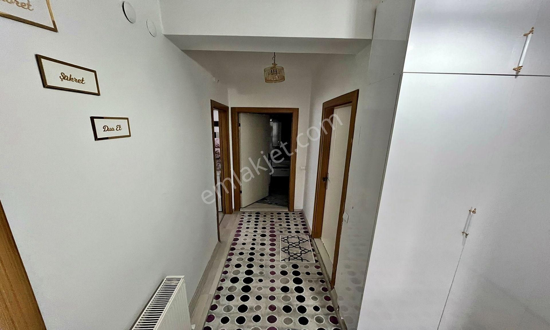 Mevlana Kültür Merkezi Yanı Katta Köşe Başı Full Yapılı 3+1 ! - Görsel 17
