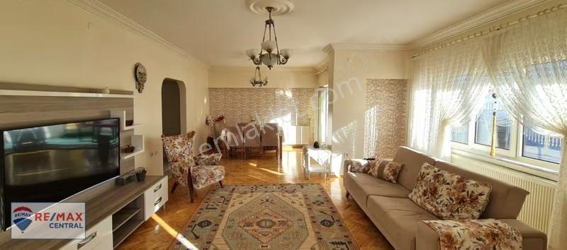 Remax Central'dan İstasyon Caddesinde Satılık Bakımlı 3+1 Daire - Görsel 22