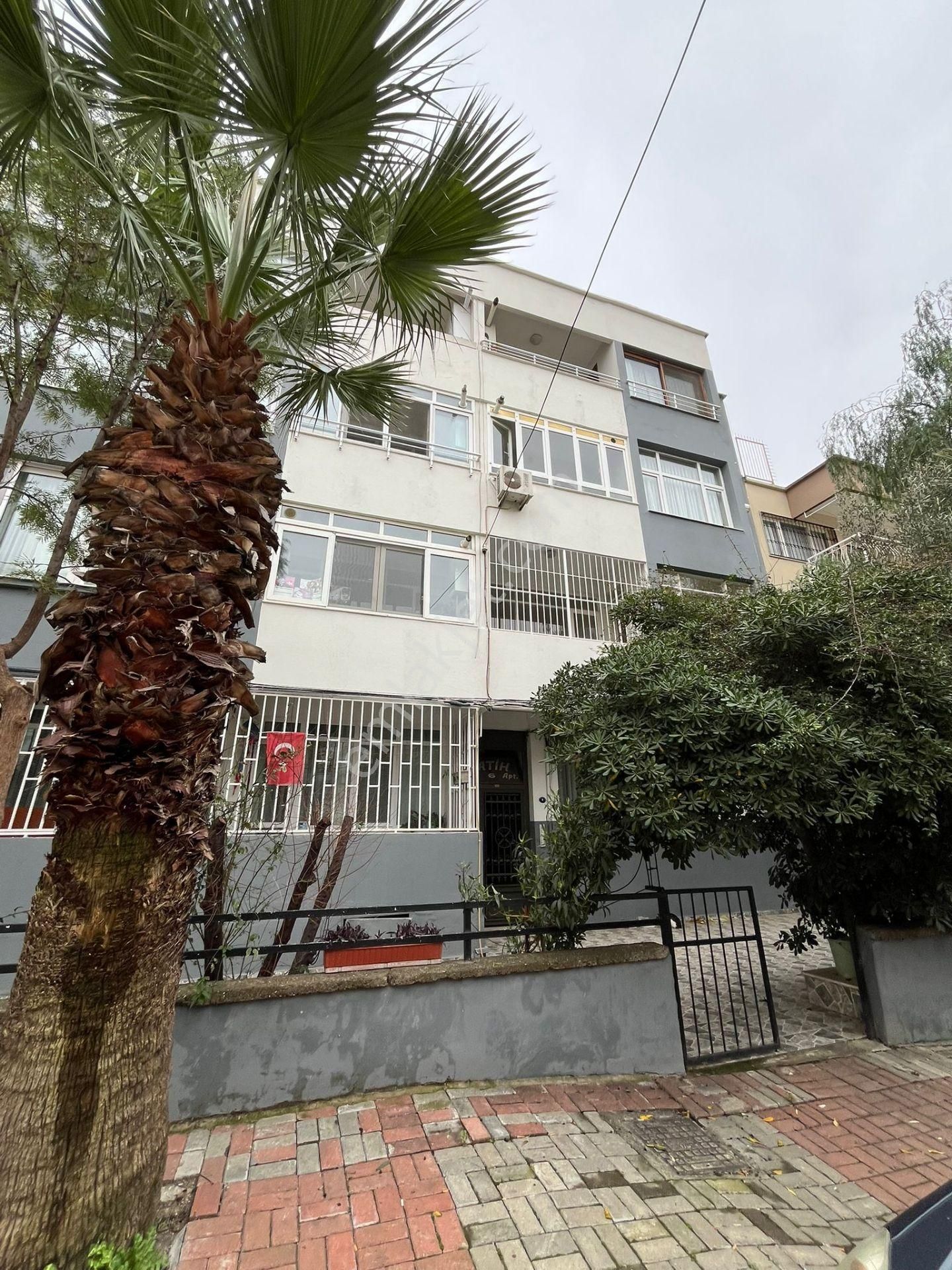 Asil'den Üçkuyularda Cadde Yanı 2+1 Otoparklı Temiz Daire - Görsel 25