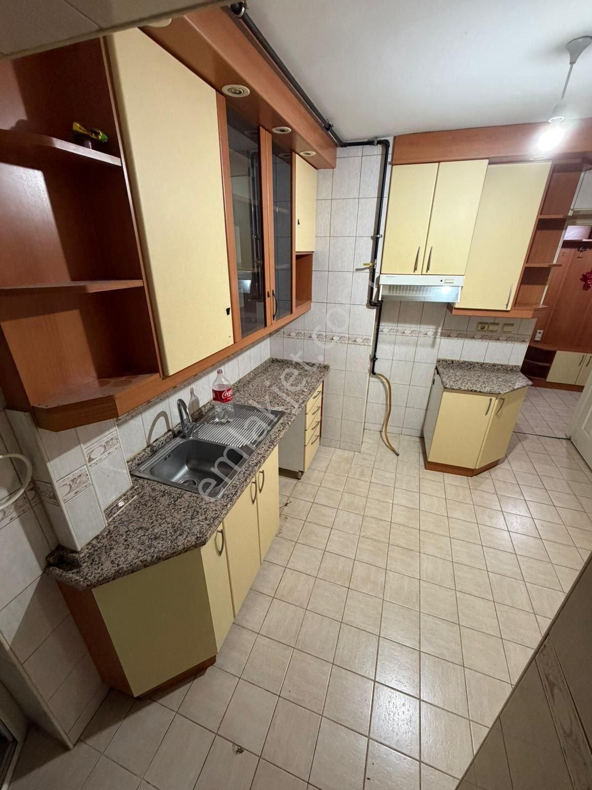 Saltak Caddesinde Ara Kat Masrafsız Daıre - Görsel 9