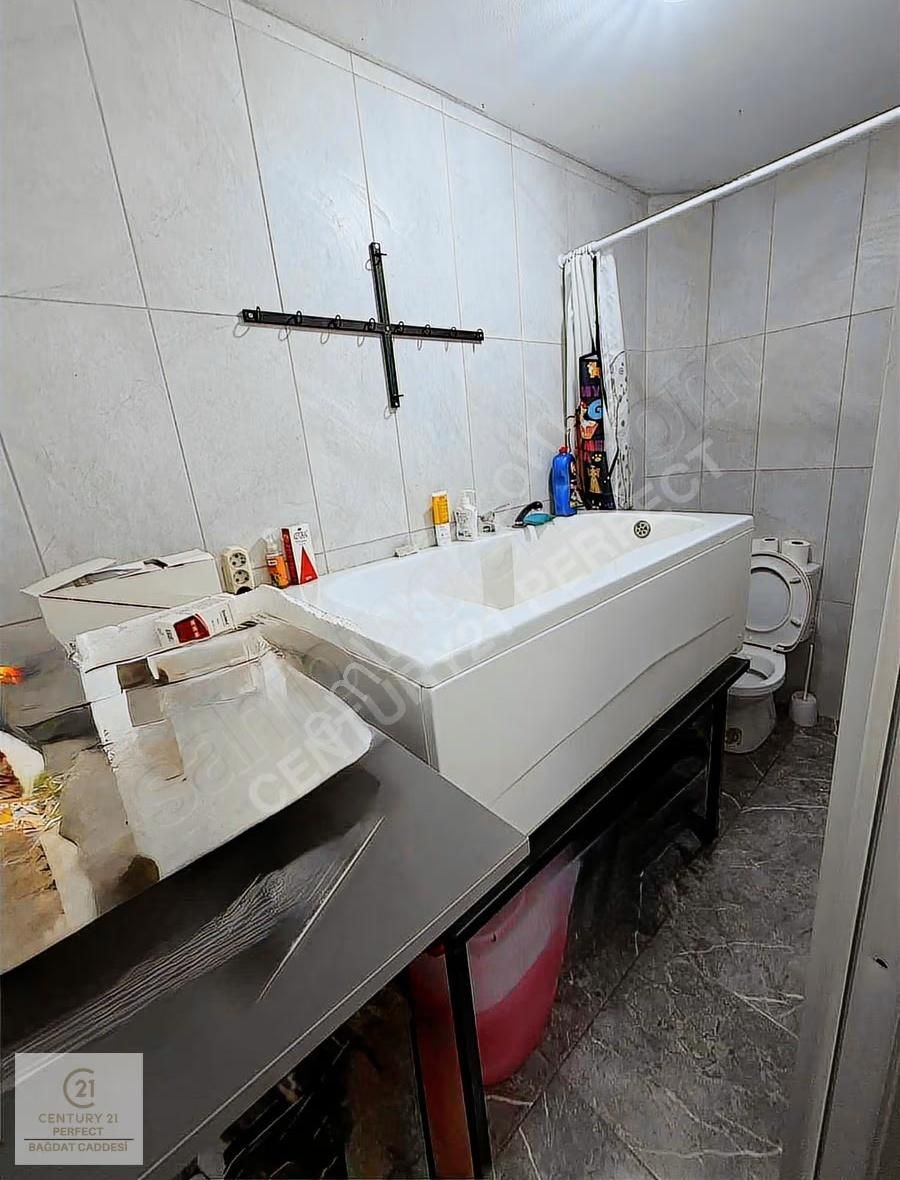 Bostancı'da Kiralık Ön Kullanımlı Dükkan Cadde Üstü Özel Konumda - Görsel 31