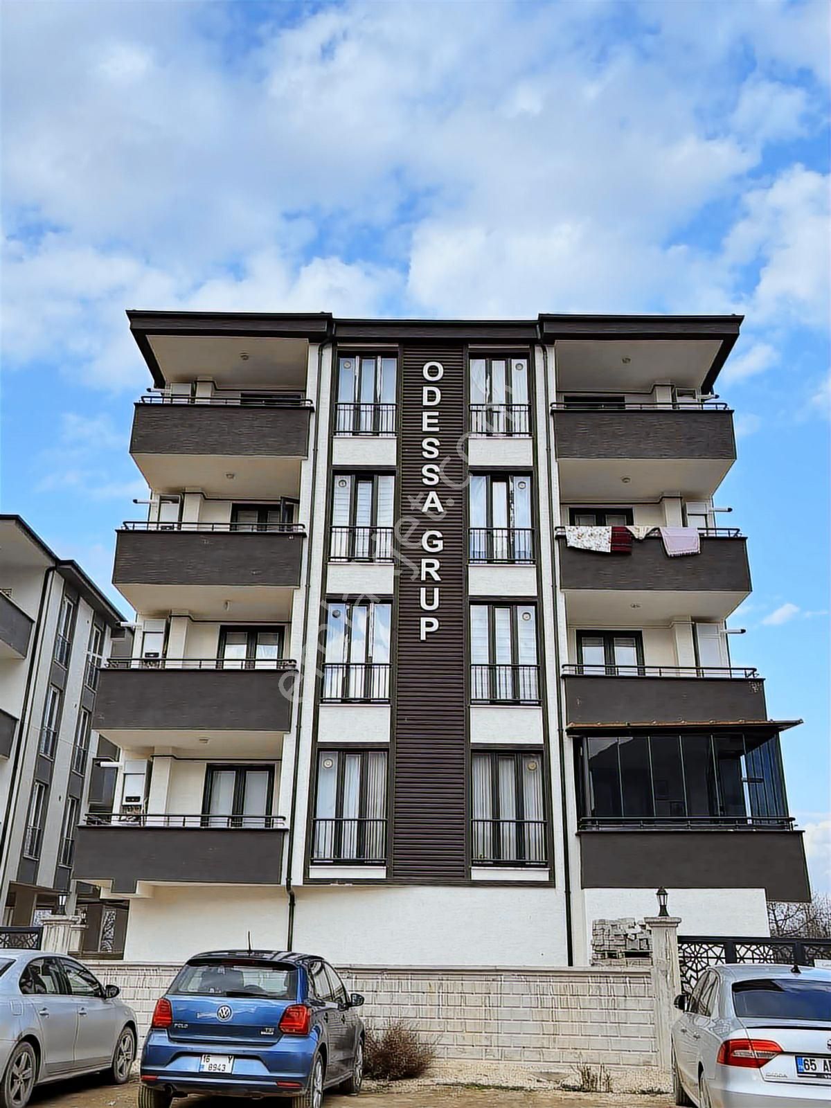 Cerrah Mahallesı'nde Yatırım Fırsatı 2+1 Daireler - Görsel 15