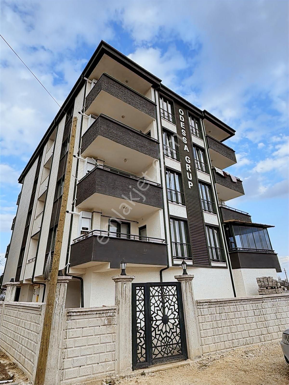 Cerrah Mahallesı'nde Yatırım Fırsatı 2+1 Daireler