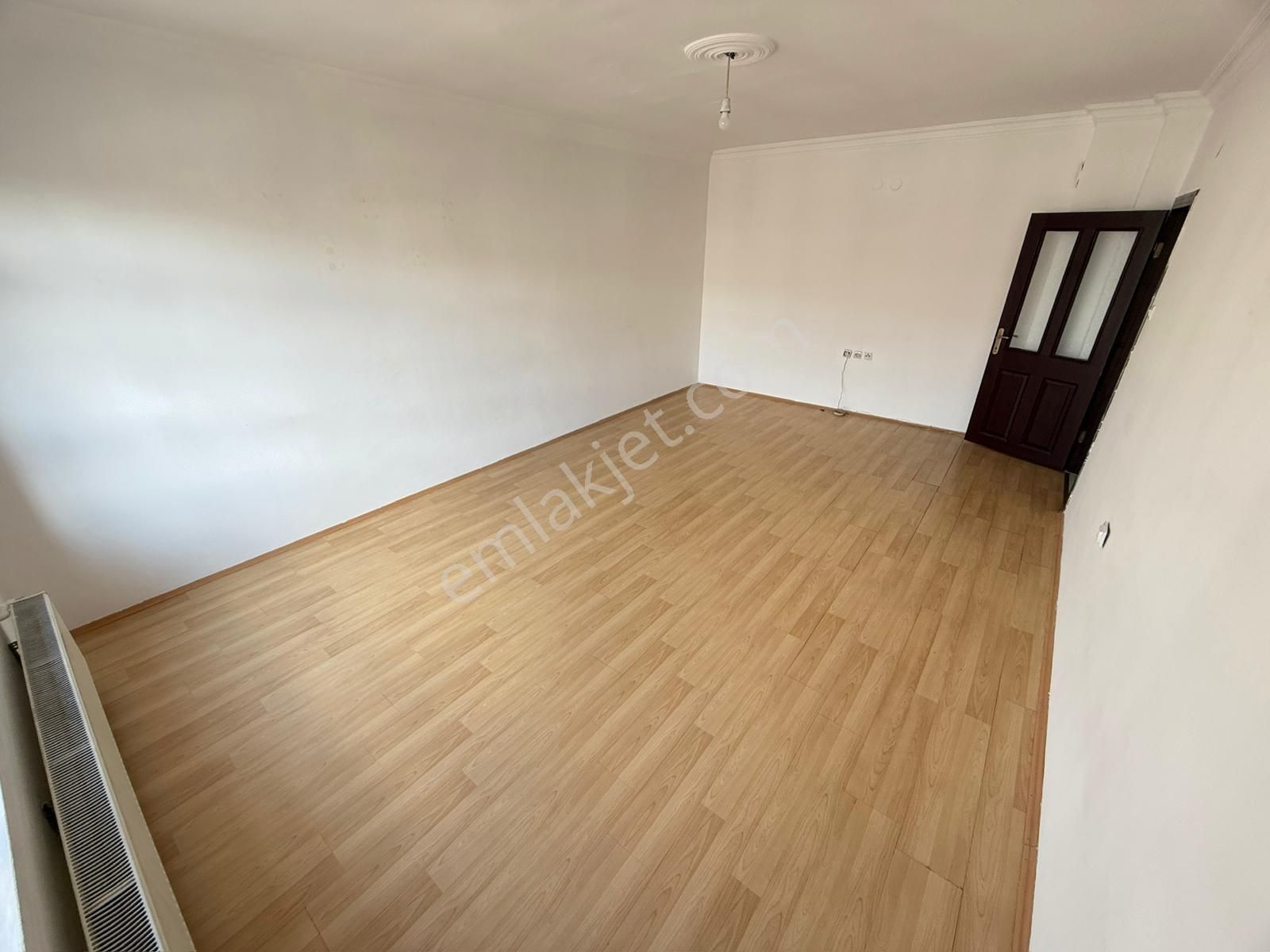 İncirli Barışyolu Caddesi'nde Ara Katta Geniş Çift Balkon 3+1 Daire - Görsel 35