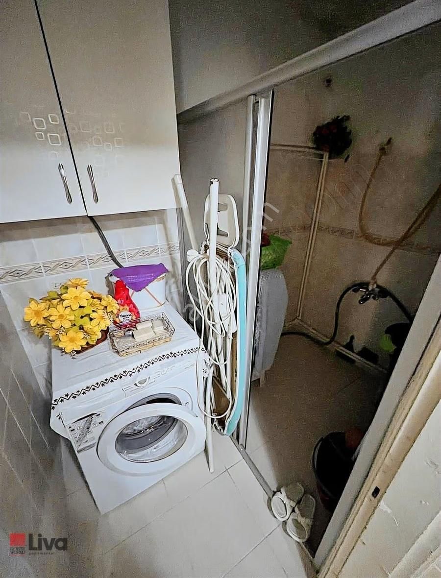 Rw Liva'dan Sütlüce Mah. Satılık 3 Kat İmarlı Müstakil Ev - Görsel 2