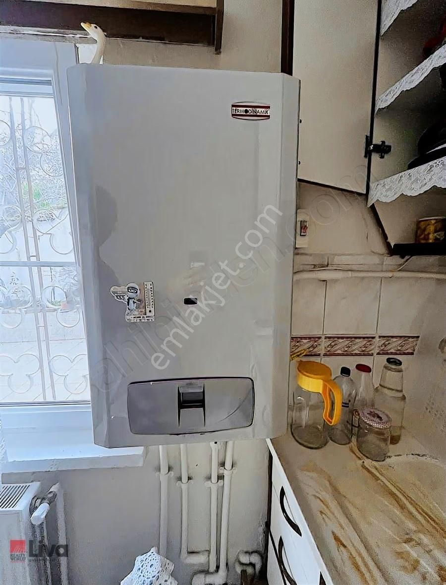 Rw Liva'dan Sütlüce Mah. Satılık 3 Kat İmarlı Müstakil Ev - Görsel 24